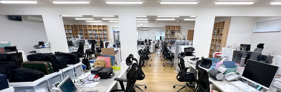 村上事務所新社屋 執務室